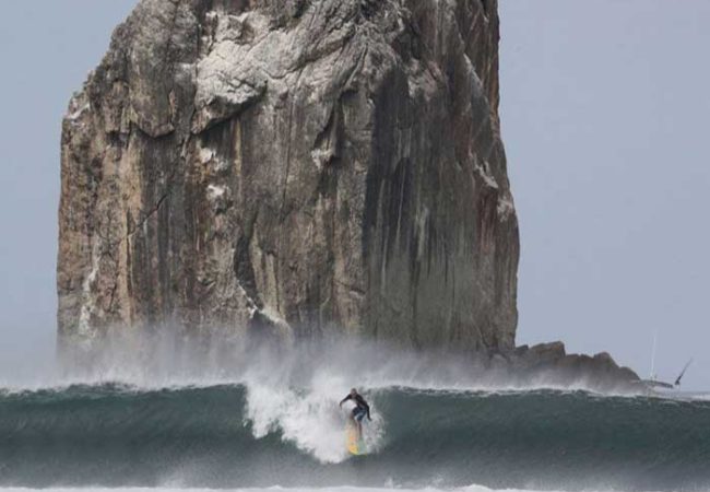 Papagayo Surfing Tours Witches Rock Papagayo Surfing Tours
